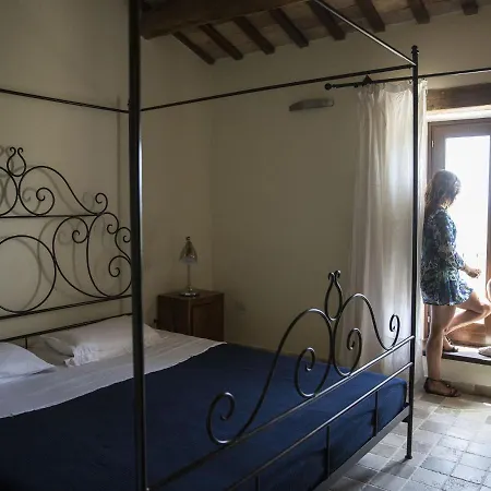 Hillside Retreat In San Savino Apartman *