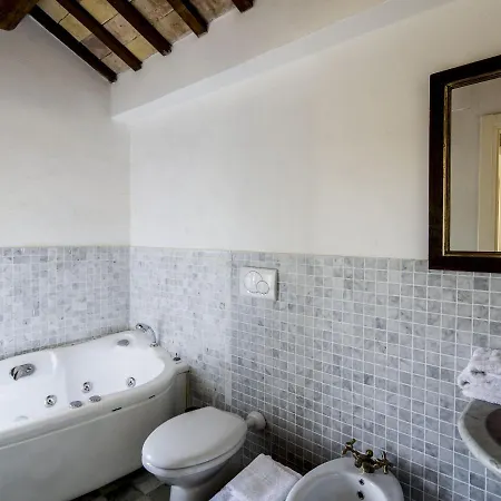 Hillside Retreat In San Savino Apartman
